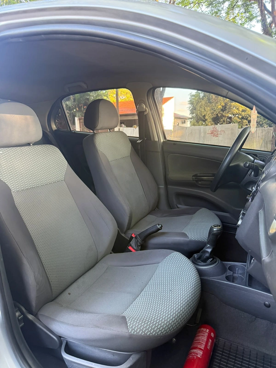 Volkswagen Gol 1.0 — foto 9