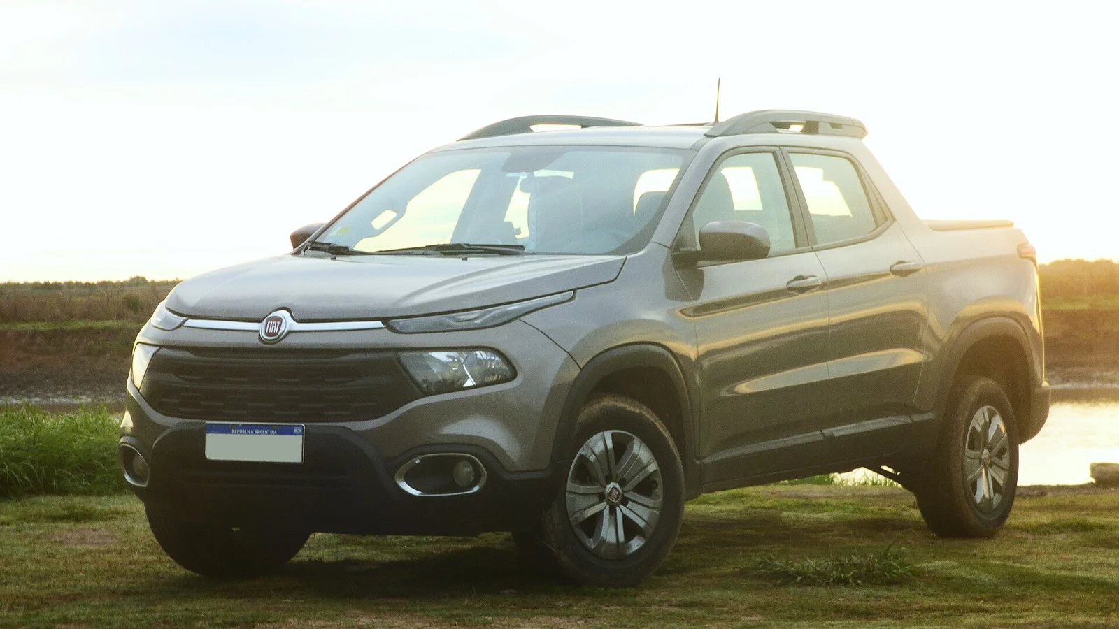 Fiat Toro 1.8 Freedom AT6 — foto 1