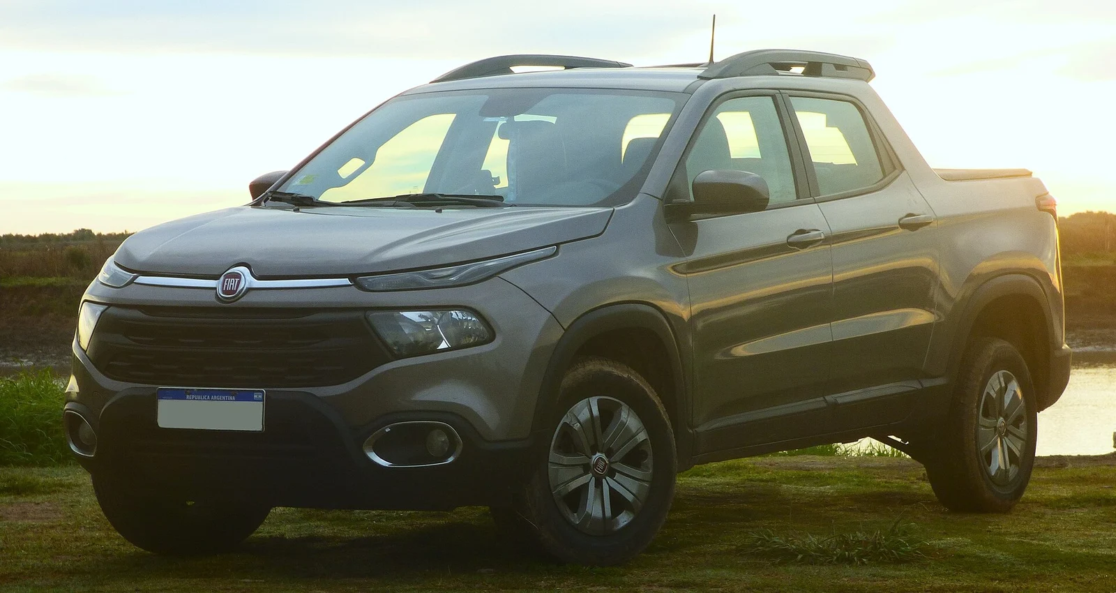 Fiat Toro 1.8 Freedom AT6 — foto 3