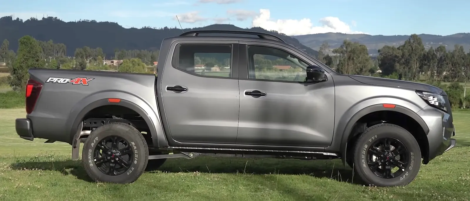 Nissan Frontier 2.3 Pro-4X 4x4 — foto 3